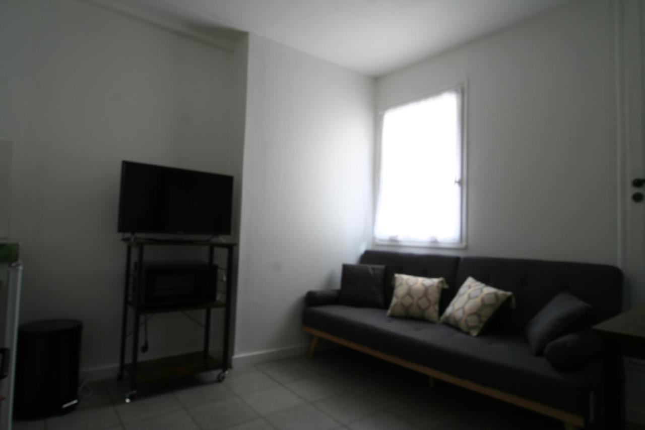 Apartamento La Petite Terrasse Angulema Exterior foto